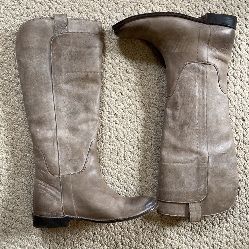 Frye Paige Tall Riding Boots Grey EUC 7.5; Fits like 7.0